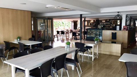 Haven Marina Motel - Accommodation QLD 7