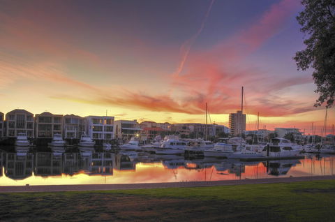 Haven Marina Motel - Accommodation QLD 0