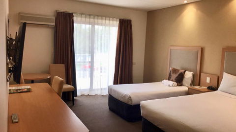 Haven Marina Motel - Accommodation QLD 6