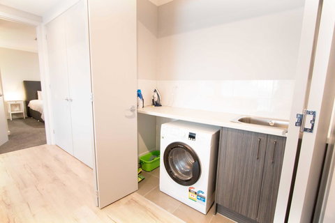 Wellington Lake Retreat - Accommodation QLD 18