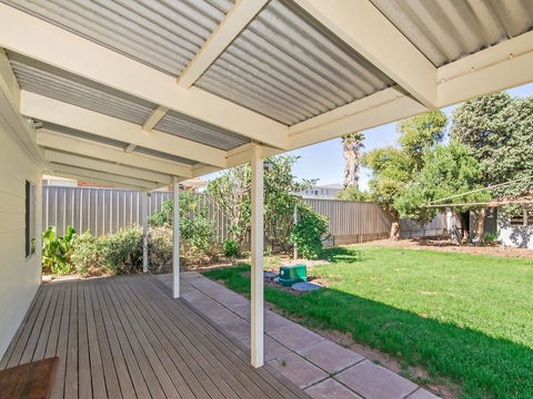 Boat House - Accommodation QLD 10