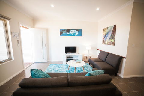 Exmouth Escape Resort - Accommodation QLD 38