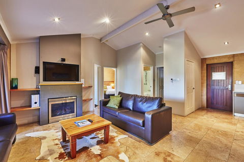 Eight Willows Retreat - Accommodation QLD 13