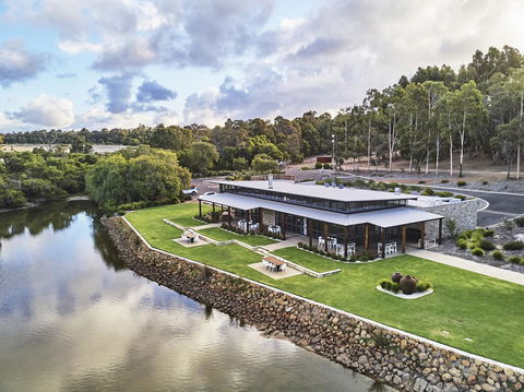 Eight Willows Retreat - Accommodation QLD 28