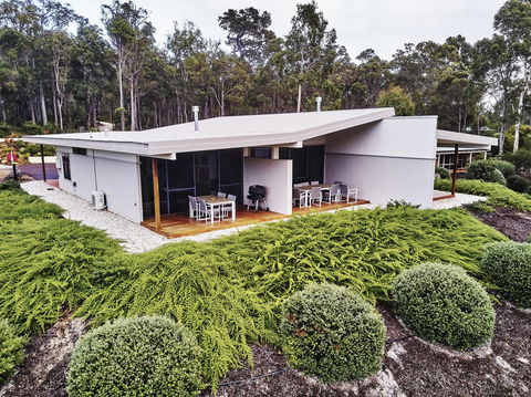 Eight Willows Retreat - Accommodation QLD 24