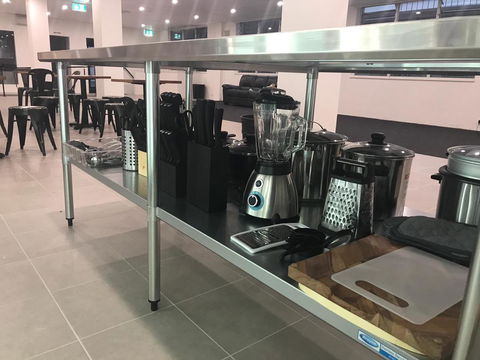 Perth City Backpackers Hostel - Note - Valid Passport Required To Check In - Accommodation QLD 8