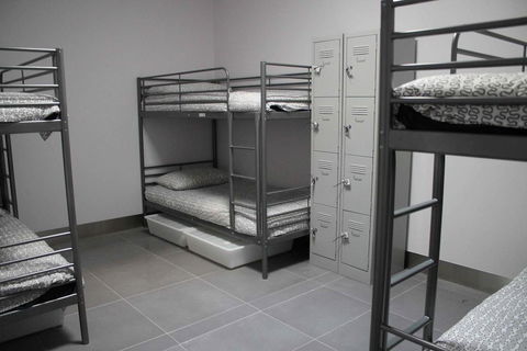 Perth City Backpackers Hostel - Note - Valid Passport Required To Check In - Accommodation QLD 3