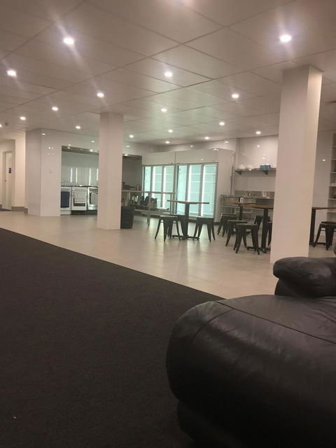 Perth City Backpackers Hostel - Note - Valid Passport Required To Check In - Accommodation QLD 11