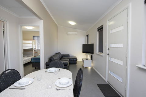 Karrinyup Waters Resort - Accommodation QLD 14