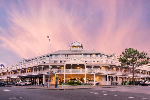 Esplanade Hotel Fremantle - By Rydges - Accommodation QLD 0