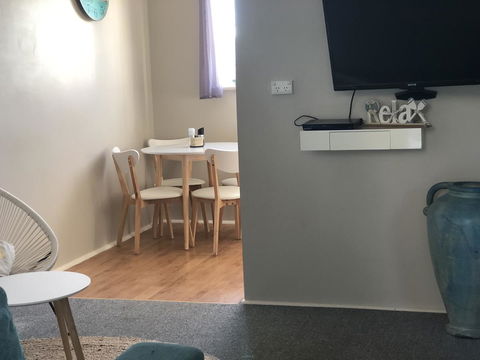 White Sands - Accommodation QLD 7