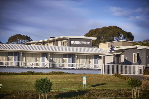 Harbour View Apartments - Accommodation QLD 10