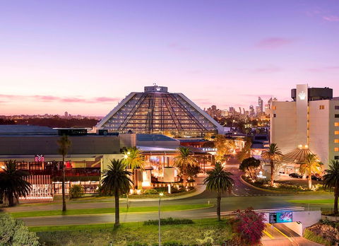 Crown Metropol Perth - Accommodation QLD 5