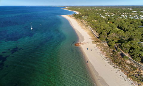 Abbey Beach Resort - Accommodation QLD 3