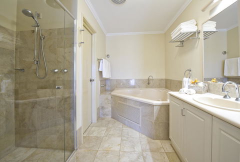 Abbey Beach Resort - Accommodation QLD 8