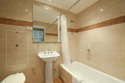 Noah\'s On The Beach - Accommodation QLD 19