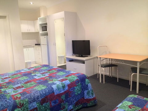 Dunsborough Central Motel - Accommodation QLD 6