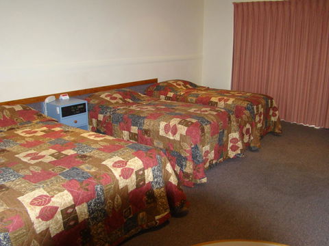 Dunsborough Central Motel - Accommodation QLD 23