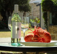 Lazy Lobster Holiday Units  Chalets - Accommodation QLD