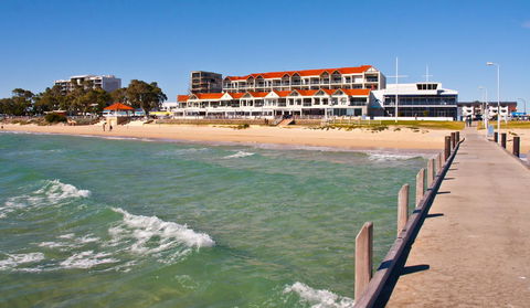 Boardwalk By The Beach - Accommodation QLD 0