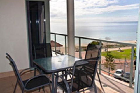 Boardwalk By The Beach - Accommodation QLD 5