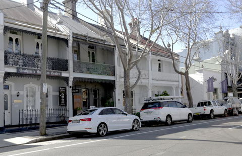 Stunning Terrace In Centennial Park - Accommodation QLD 5