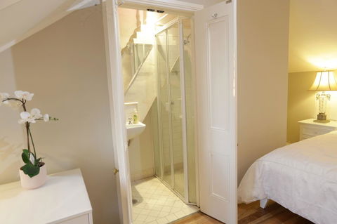 Stunning Terrace In Centennial Park - Accommodation QLD 18