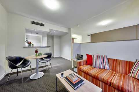 Ibis Perth - Accommodation QLD 3