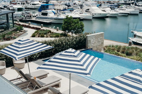 Anchorage Port Stephens - Accommodation QLD 6