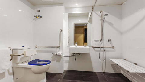 Holiday Inn Perth City Centre, An IHG Hotel - Accommodation QLD 27