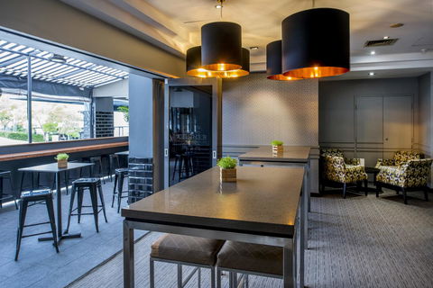 Mantra On Hay Perth - Accommodation QLD 4