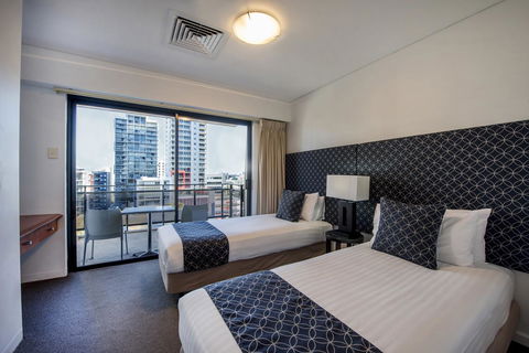 Mantra On Hay Perth - Accommodation QLD 13