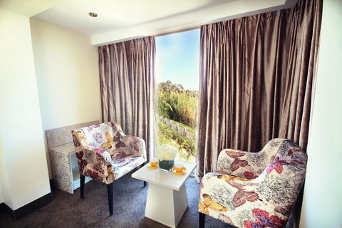 Swan River Hotel - Accommodation QLD 39