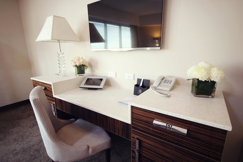 Swan River Hotel - Accommodation QLD 28