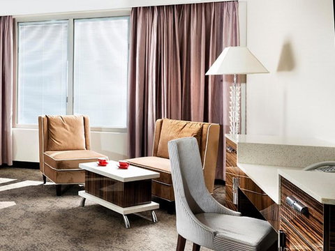 Swan River Hotel - Accommodation QLD 23