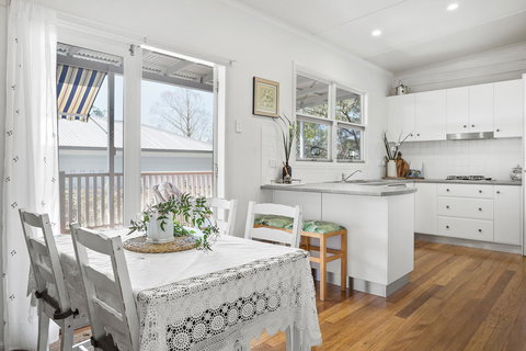 Lavender Cottage - Accommodation QLD 12