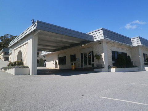 Dog Rock Motel - Accommodation QLD 23