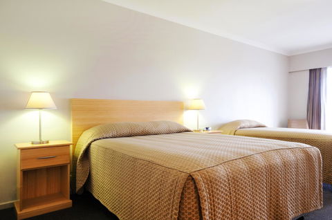 Dog Rock Motel - Accommodation QLD 16