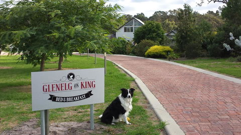 Glenelg On King Bed & Breakfast - Accommodation QLD 12