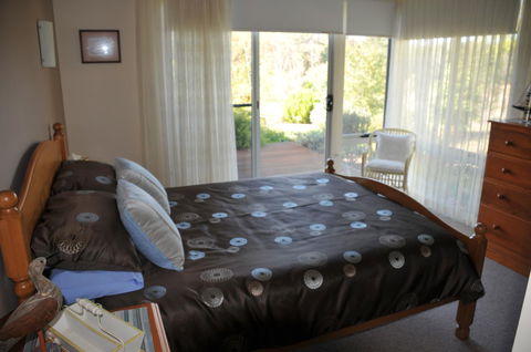 Glenelg On King Bed & Breakfast - Accommodation QLD 23