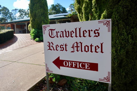 Travellers Rest Motel - Accommodation QLD 17