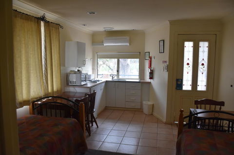 Mount Barker Valley Views Motel & Chalets, Western Australia - Accommodation QLD 38