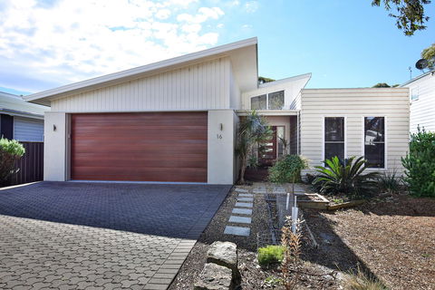 Calming Waters - Pet Friendly - Community Pool - Accommodation QLD 35