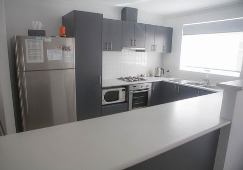 FortyTwo - Oceanside Retreat Busselton - Accommodation QLD 42