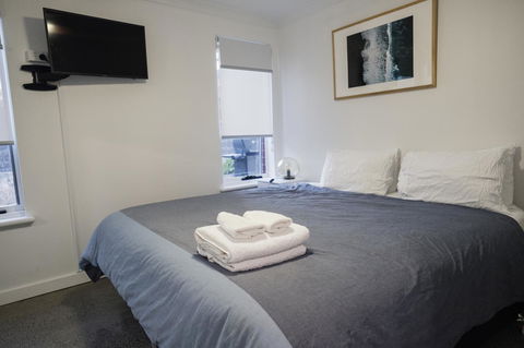 FortyTwo - Oceanside Retreat Busselton - Accommodation QLD 3