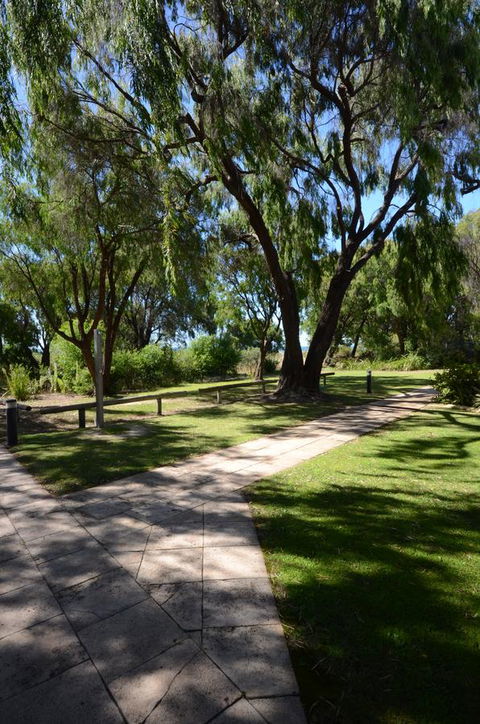 Cape View Beach Resort - Accommodation QLD 38