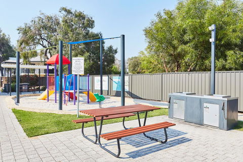 Cape View Beach Resort - Accommodation QLD 16