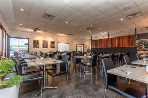 Country Comfort Perth - Accommodation QLD 17
