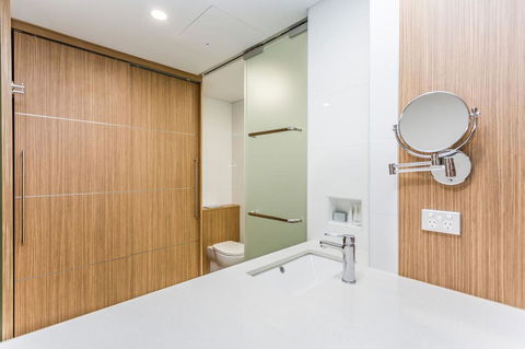 Country Comfort Perth - Accommodation QLD 1