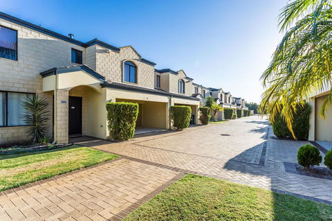 Country Comfort Perth - Accommodation QLD 26